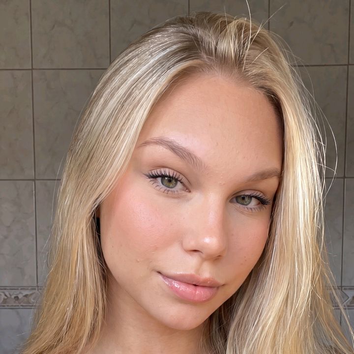 HELÔ 💕