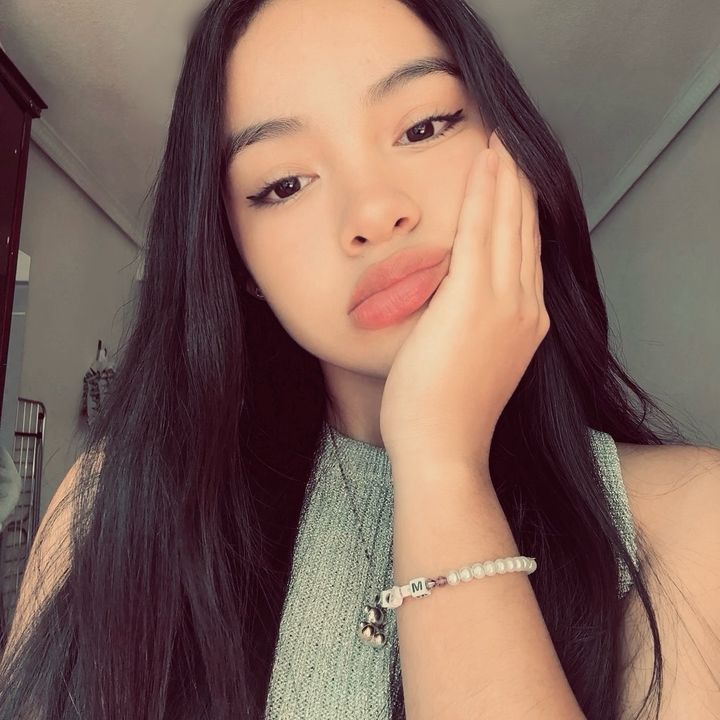 👾