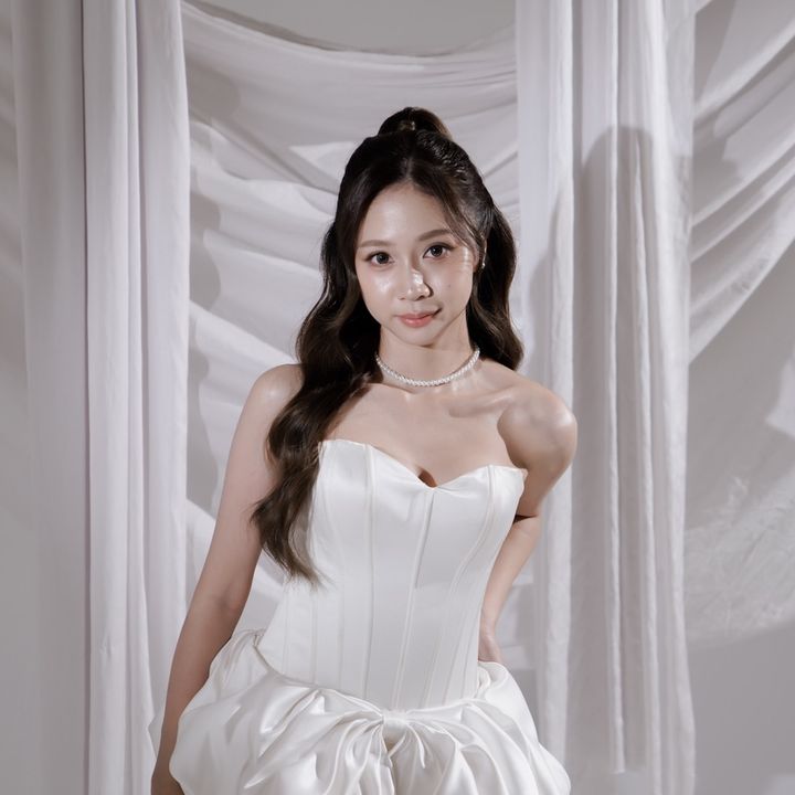 angel 𐙚