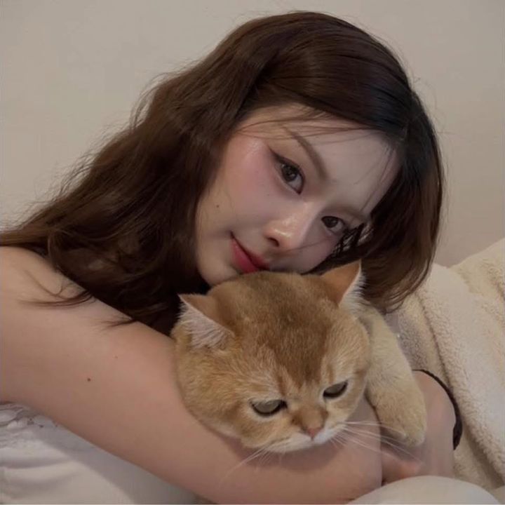 ✨แคลร์ที่แปลว่าสว่างไสว🌙