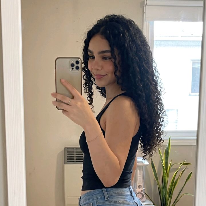 Mia