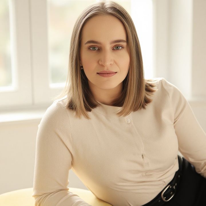 Aline Prado