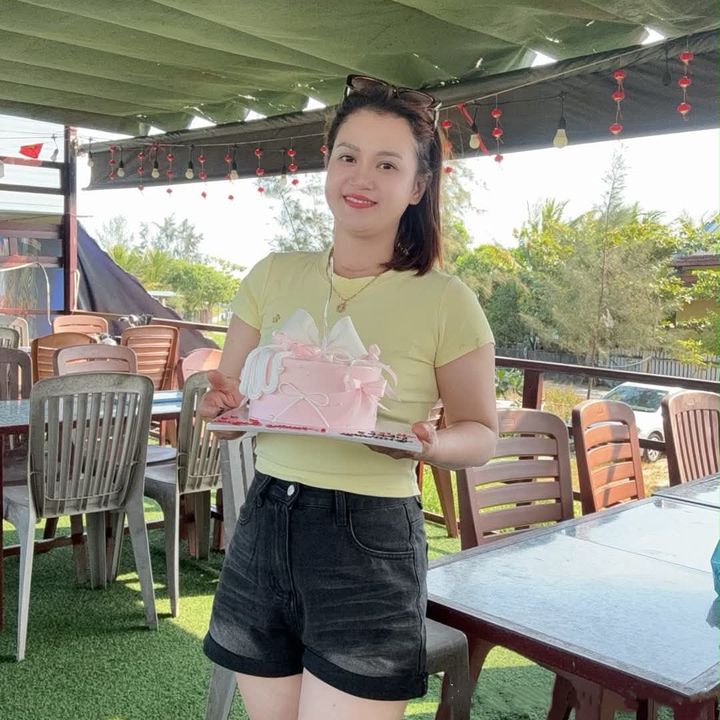 Xoay kênh kiếm tiền ra hầu 🫶