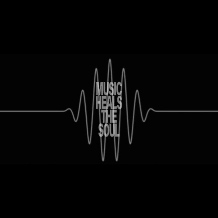“ᴍ ᴜ ꜱ ɪ ᴋ ᴀ.’
