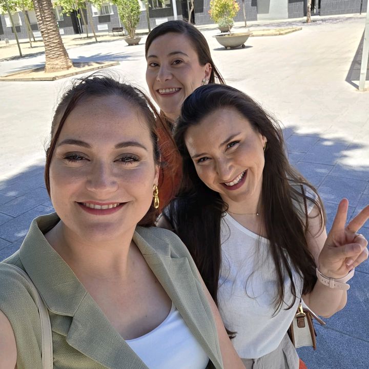 Sisterswow