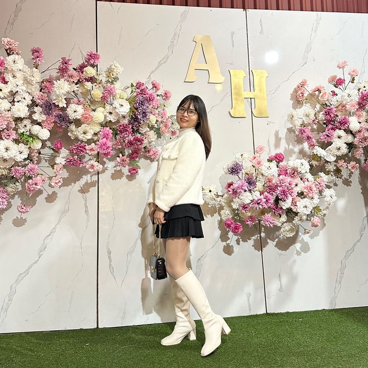 Tiệm Bon Bí