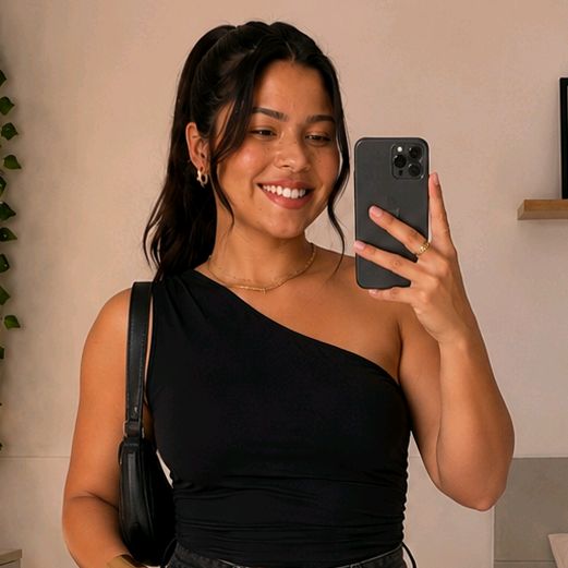 Caroline Fernandes