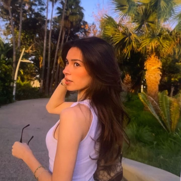 Ava