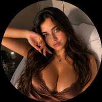 Elena Moreau🦩