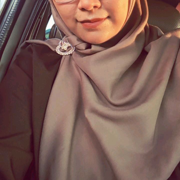 Lissa fitri27