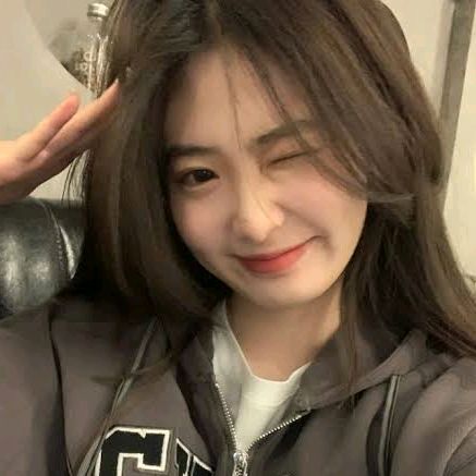 HESTI_OFFICIAL