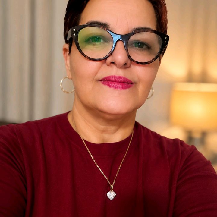 Nely.official09