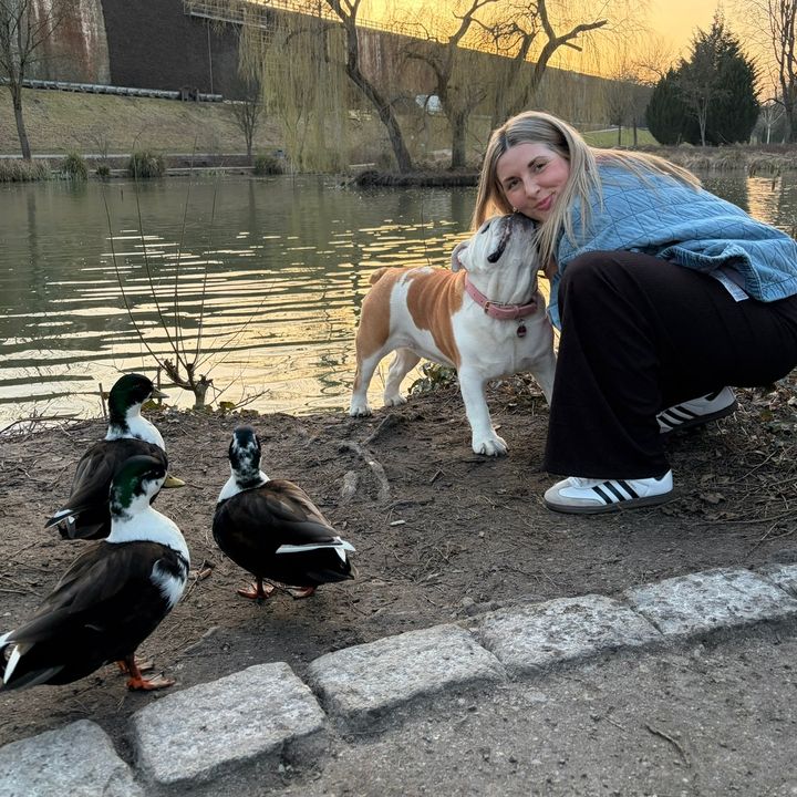 Anita (bulldogducks)