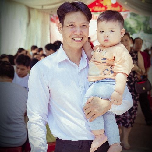 PHONG LÊ