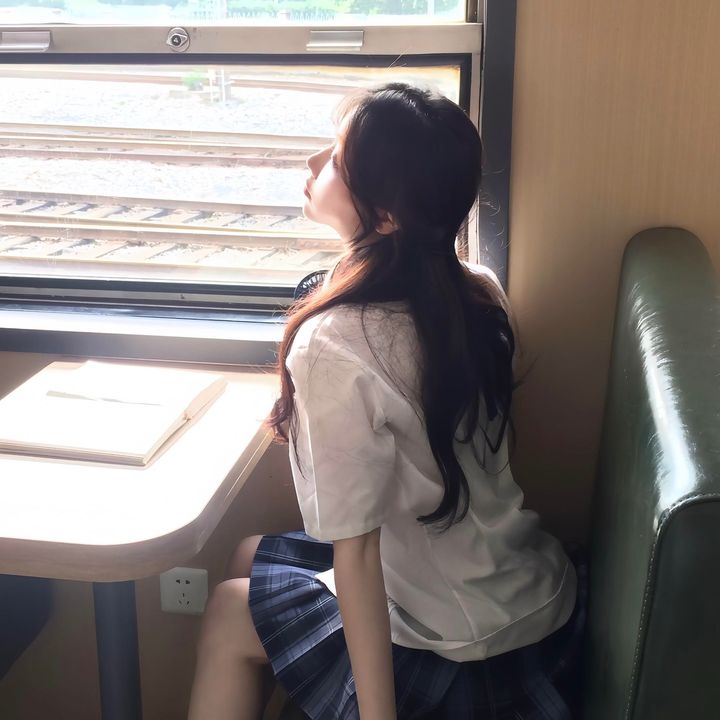 f1813dy