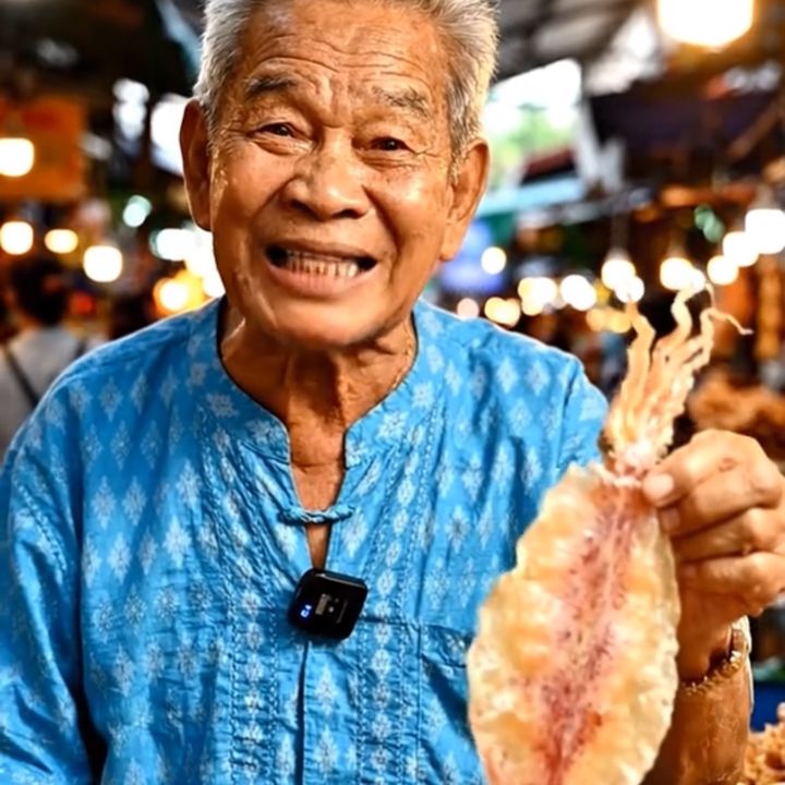 อาหารทะเลตากแห้งสดๆ