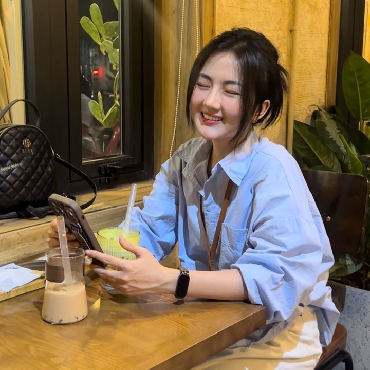 Nhung Mon