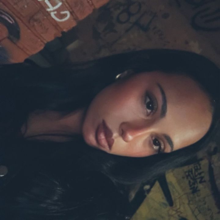 💋💁🏽‍♀️