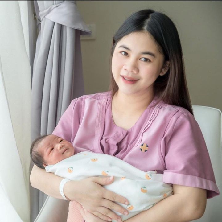 แม่เมโย น้องมาร์วิน