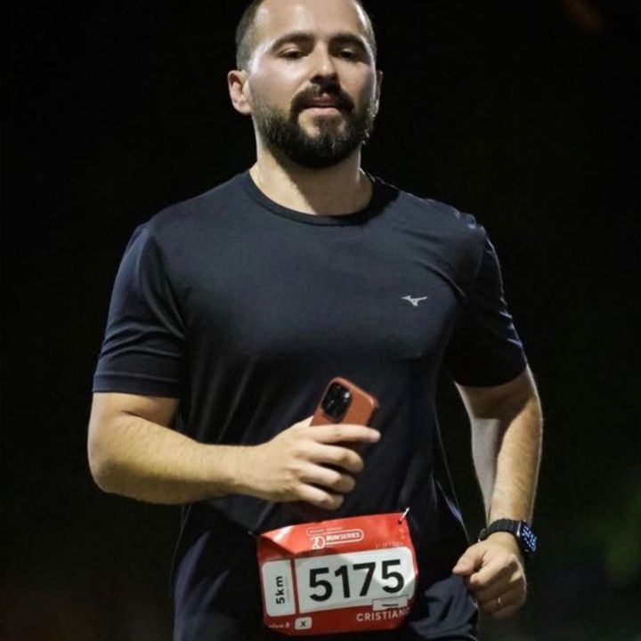 Victor Araújo
