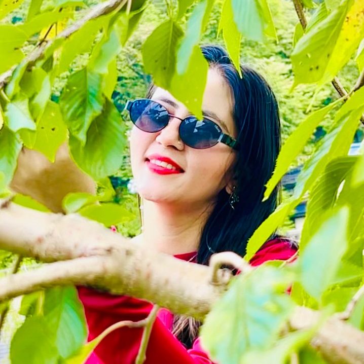 🇳🇵NiRMU ShAHi ThAKURee🇯🇵