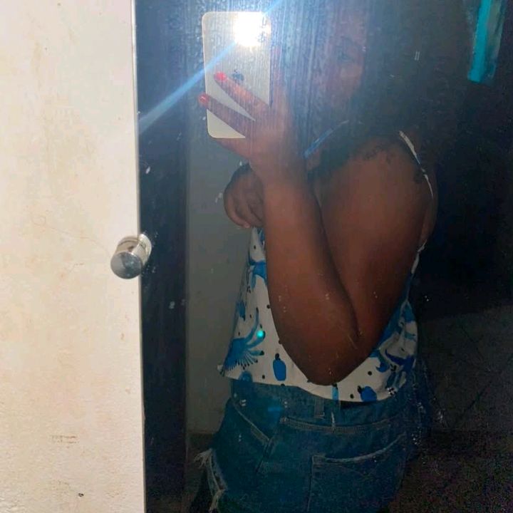 euayshaxxz