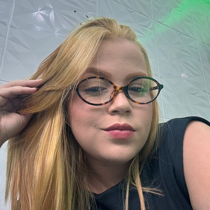 Vitória Caroline