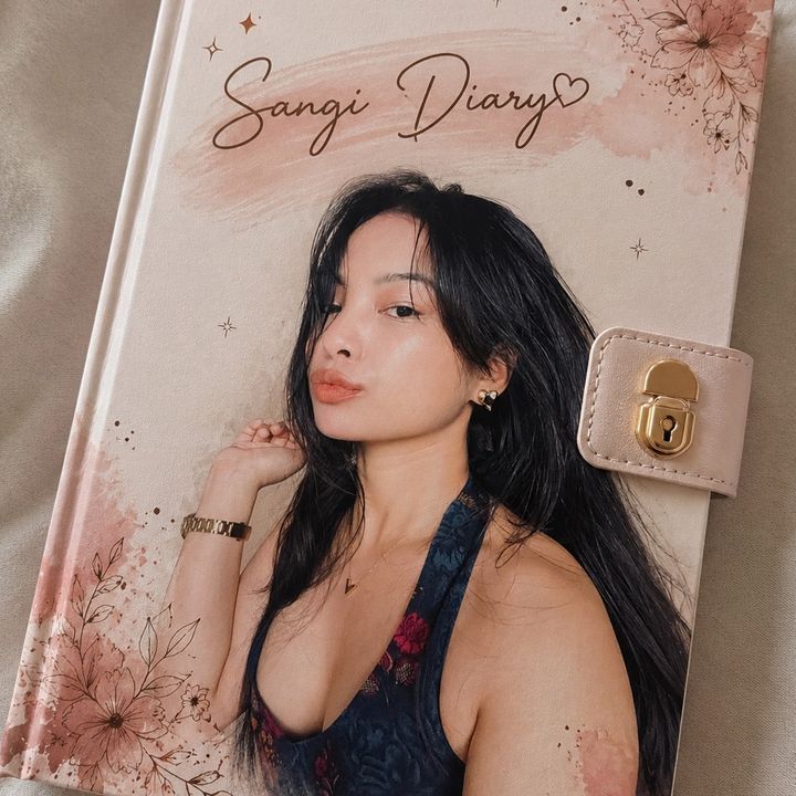 Sangi Diary 📖📗