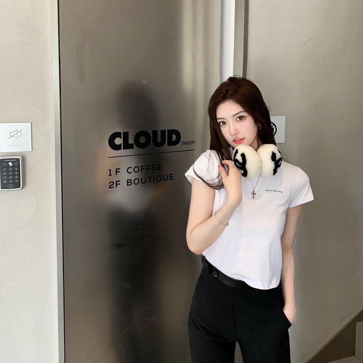 Nora83
