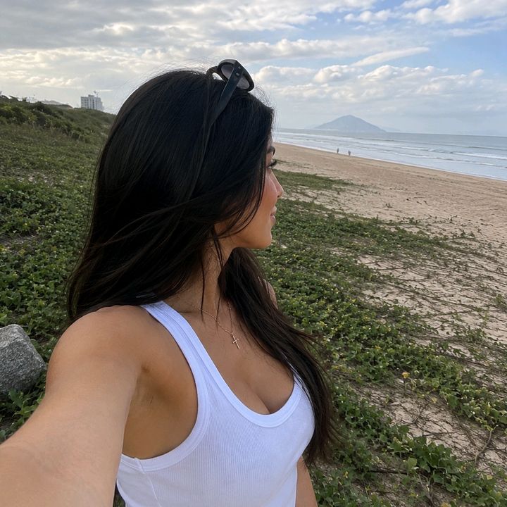 Lara Oliveira