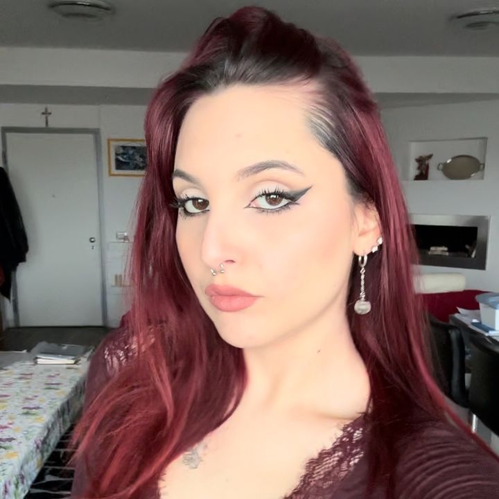 Sarah🫧🍁☕️💄