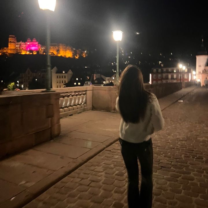 amira
