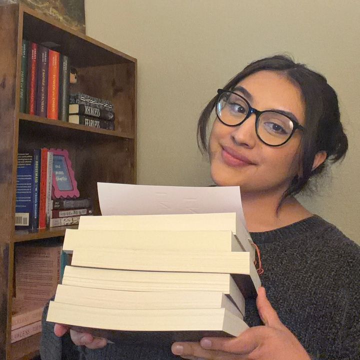 Elena 📖📚