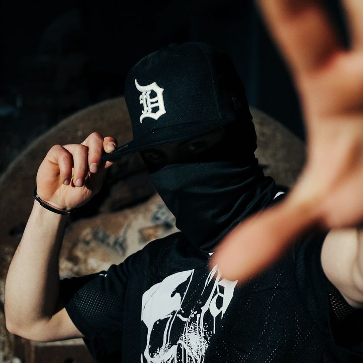 KASTA 🥷