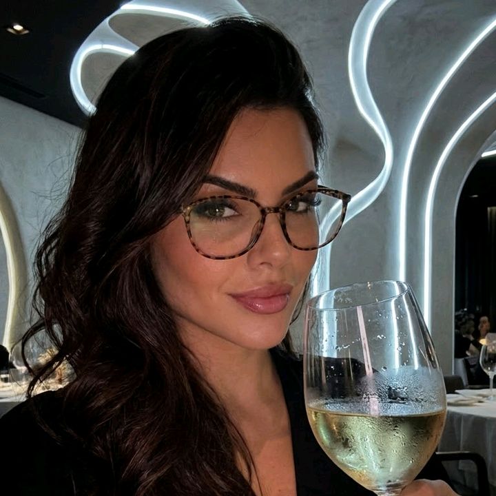 ꧁༺ Larissa Ferraz ༻꧂