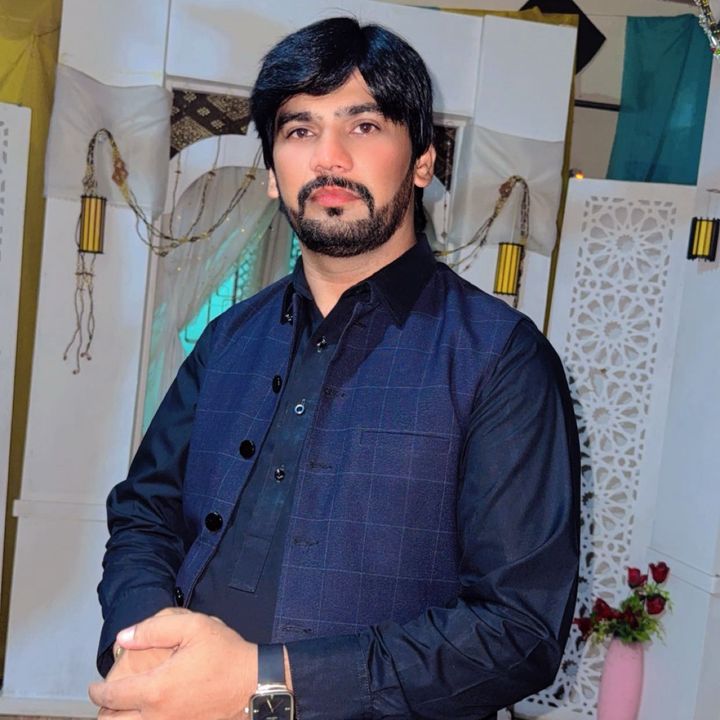 Nasir Abbas kamalia M&F