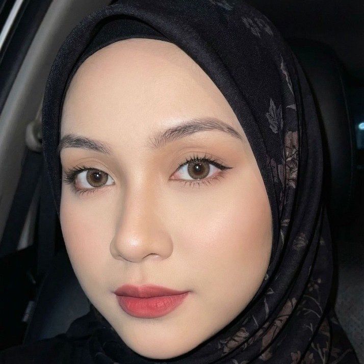 sabrina_aaulia