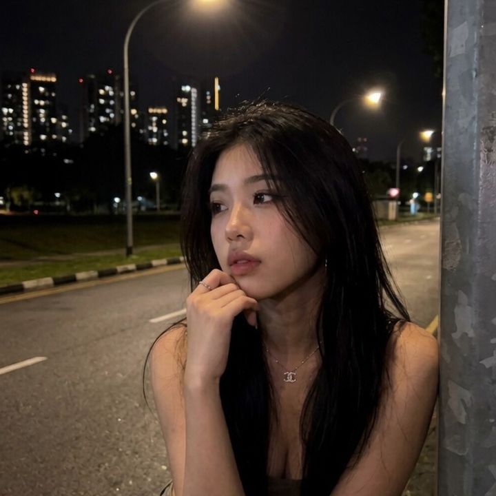 Zoe Lee