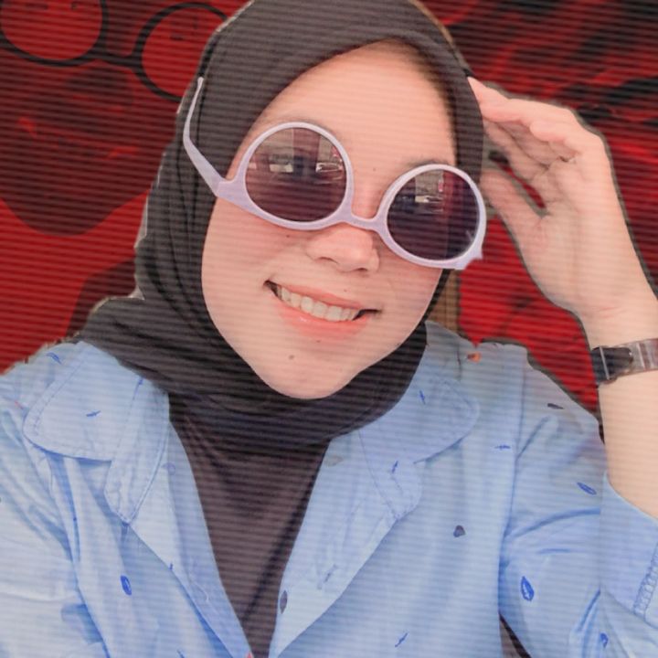 Anggi Marlia