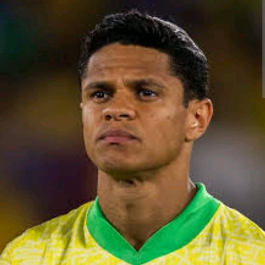 Douglas Santos - ofc