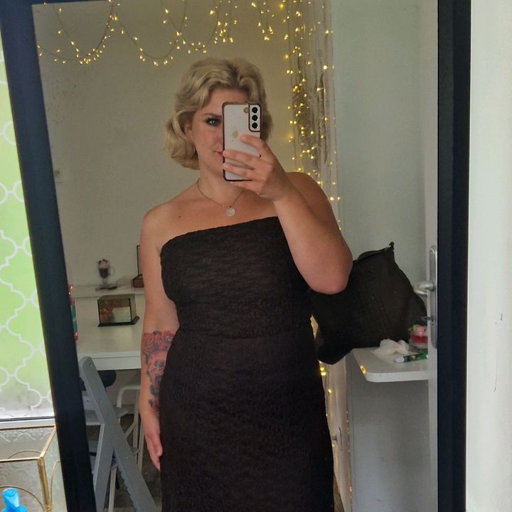 BlondieVelvet