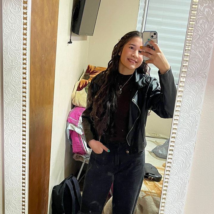 Julia_tiktokshop