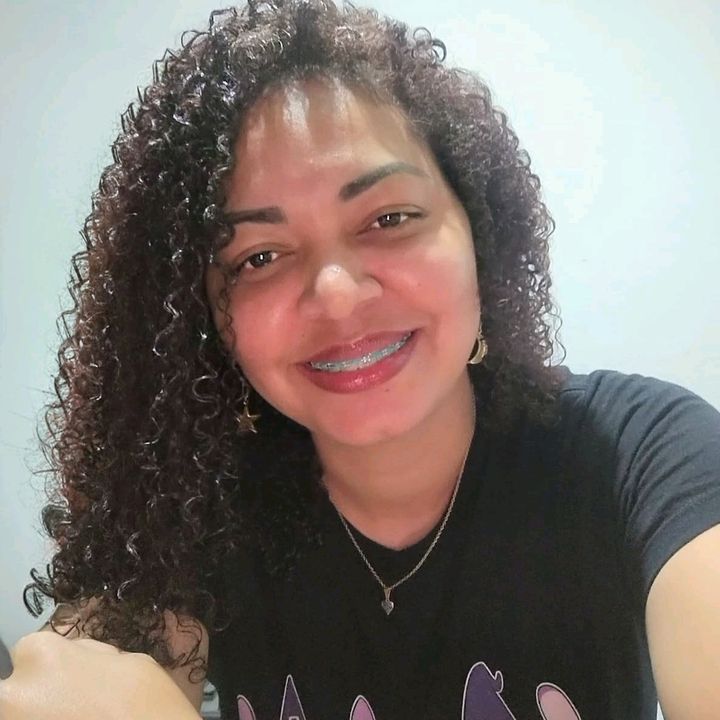 Li Pereira