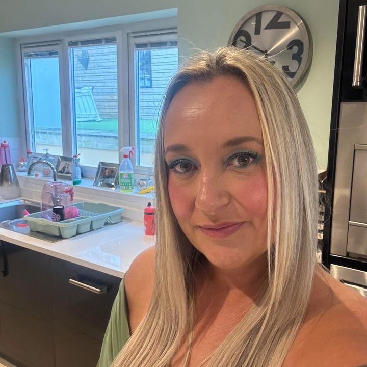 sarahcrazycatladywales