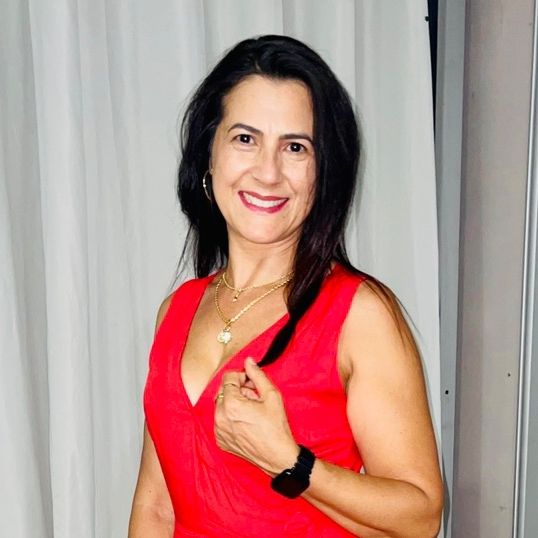 Maggie Recomenda