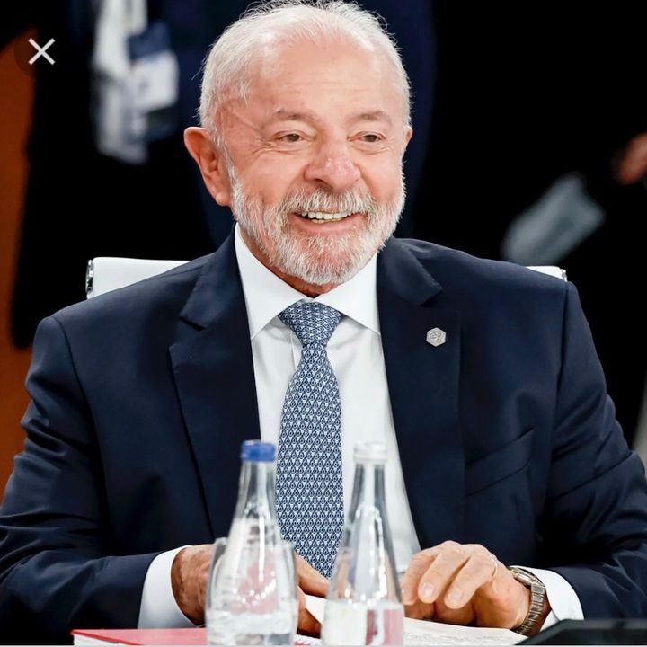 Esquerda No Topo