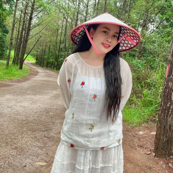 Chạm Măng Đen