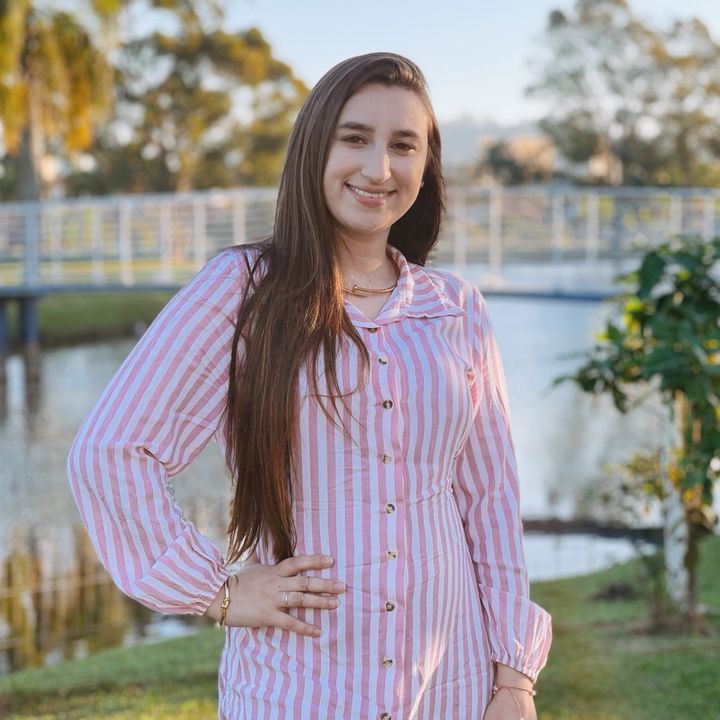 Maria Eduarda Silveira