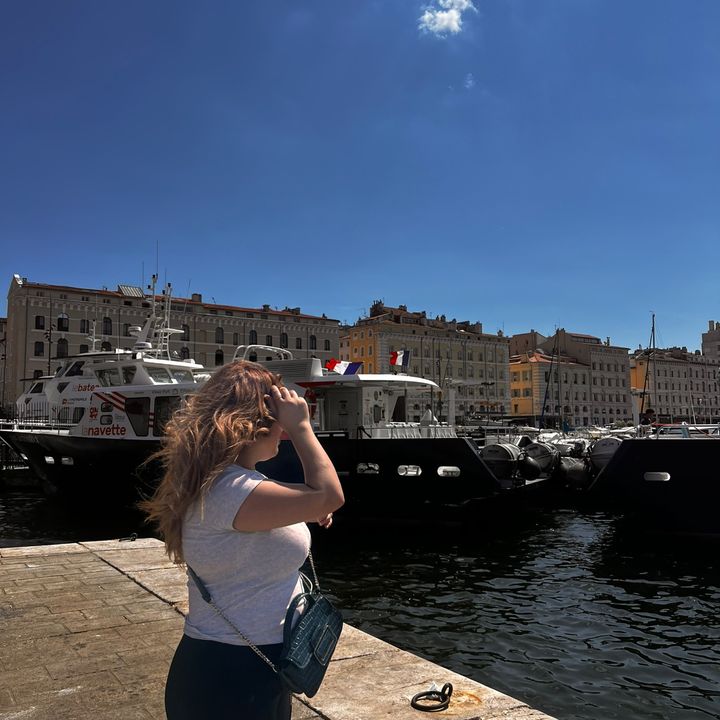la parisienne 🇫🇷