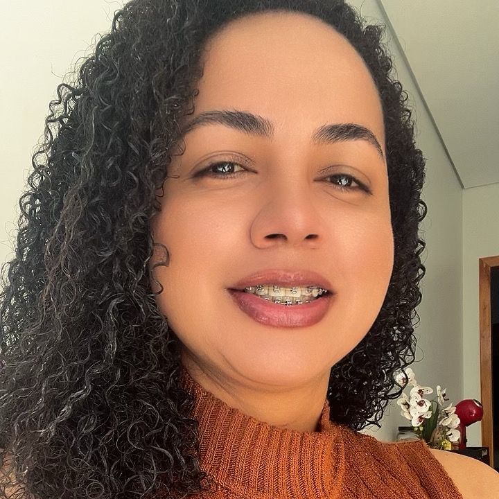Flávia-prz | Creator Shop